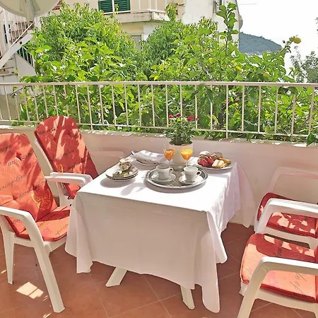 Apartment Prguda *